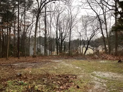 5805 Hadrian Dr, Durham, NC 27703 photo 14