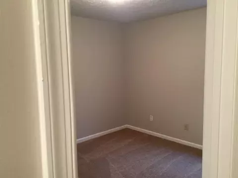 5805 Hadrian Dr, Durham, NC 27703 photo 6