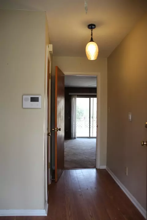 5519 Roslyn Rd, Durham, NC 27712 photo 3