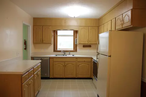 5519 Roslyn Rd, Durham, NC 27712 photo 9