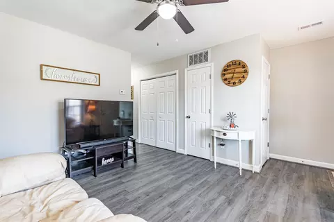 414 E Rose St, Smithfield, NC 27577 photo 5