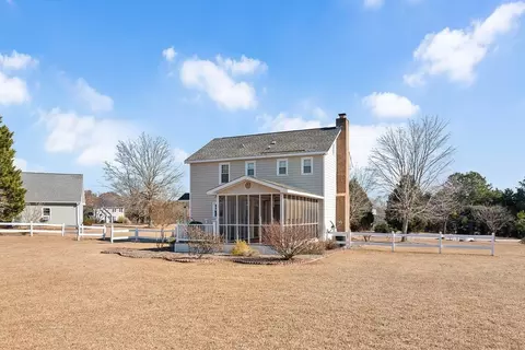 2002 Little Pond Pl, Willow Spring, NC 27592 photo 9