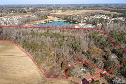 199 Eason Ln, Angier, NC 27501 photo 2