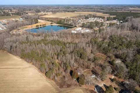 199 Eason Ln, Angier, NC 27501 photo 5