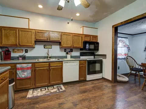 4114 Baskerville Rd, Baskerville, VA 23915 photo 5
