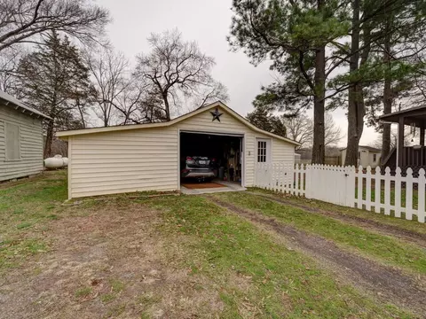4114 Baskerville Rd, Baskerville, VA 23915 photo 23