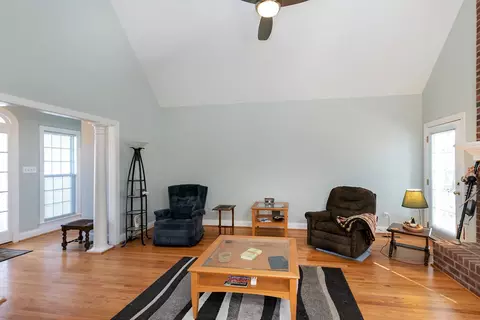 2511 Azalea Dr, Durham, NC 27703 photo 4