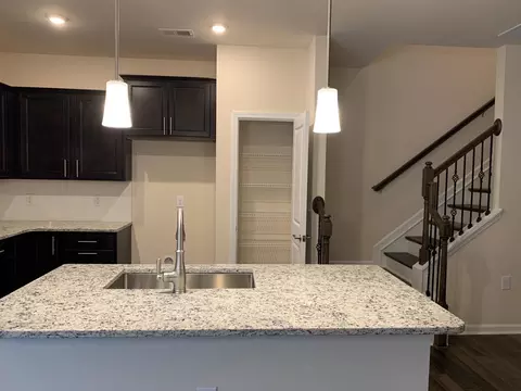 1112 Gemfor St, Durham, NC 27703 photo 4