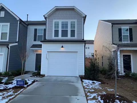 1112 Gemfor St, Durham, NC 27703 photo 2