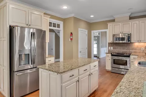 105 Brittmoore Ct, Garner, NC 27529 photo 11