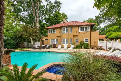 555 S Main St, Wake Forest, NC 27587 photo 2