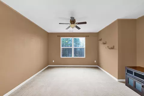8 Crestmont Ct, Durham, NC 27703 photo 21
