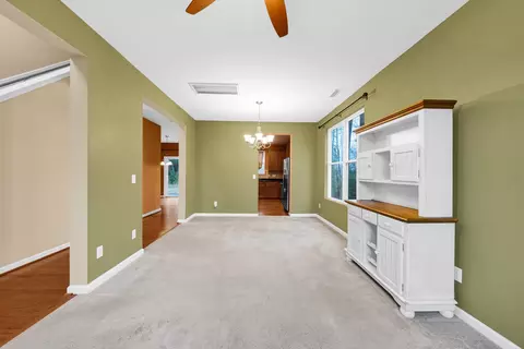 8 Crestmont Ct, Durham, NC 27703 photo 7