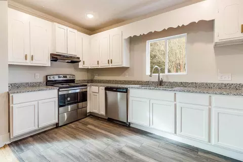 300 S 10th St, Erwin, NC 28339 photo 14