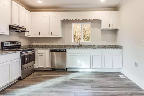 300 S 10th St, Erwin, NC 28339 photo 13