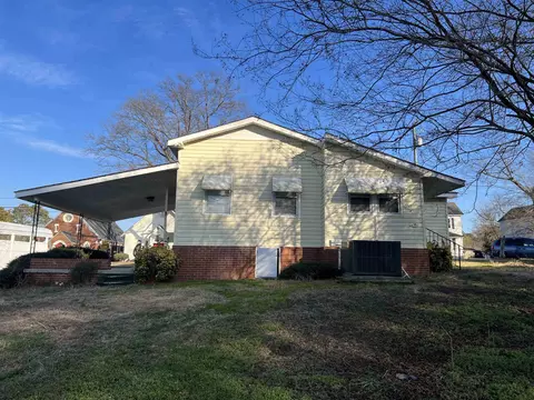 108 N 12th St, Erwin, NC 28339 photo 4