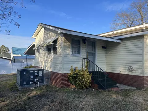 108 N 12th St, Erwin, NC 28339 photo 2