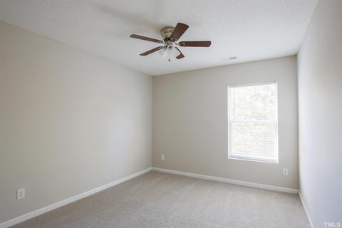 10 Redstone Ct, Durham, NC 27703 photo 9