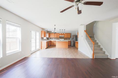 10 Redstone Ct, Durham, NC 27703 photo 6