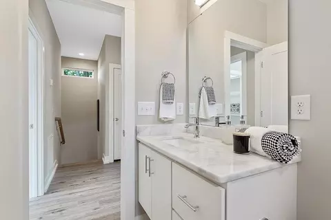 1409 Juniper St, Durham, NC 27703 photo 23