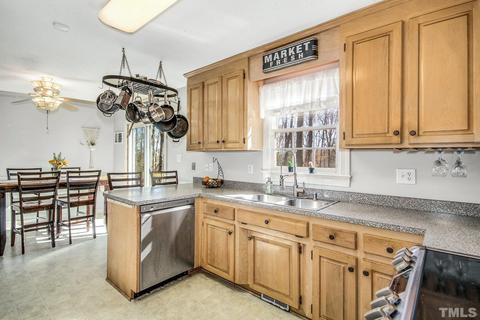 1017 Creek Front Ct, Willow Spring, NC 27592 photo 12