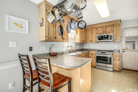 1017 Creek Front Ct, Willow Spring, NC 27592 photo 10