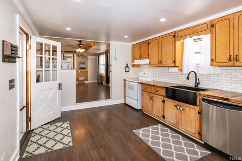 402 S 13th St, Erwin, NC 28339 photo 9