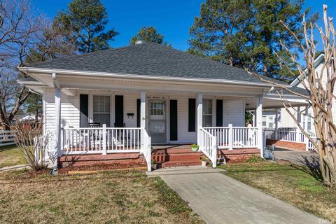 402 S 13th St, Erwin, NC 28339 photo 1
