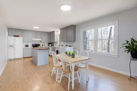 2925 Beechgrove Dr, Durham, NC 27705 photo 9
