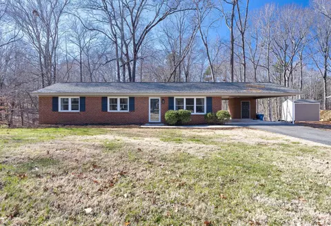 2925 Beechgrove Dr, Durham, NC 27705 photo 2
