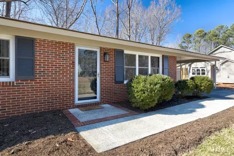 2925 Beechgrove Dr, Durham, NC 27705 photo 1