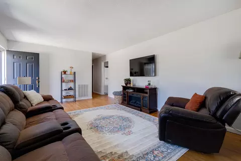 2925 Beechgrove Dr, Durham, NC 27705 photo 3