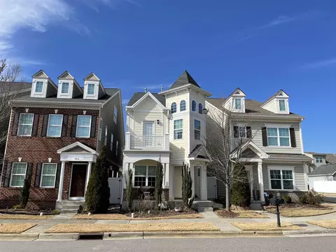 954 Shoofly Path, Apex, NC 27502 photo 2