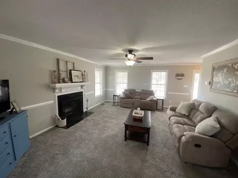 109 Blackberry Crk, Willow Spring, NC 27592 photo 4