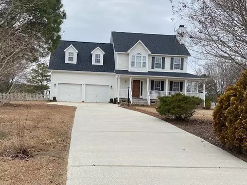 109 Blackberry Crk, Willow Spring, NC 27592 photo 2