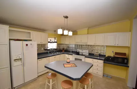 8484 Creek Rd, Willow Springs, NC 27592 photo 11
