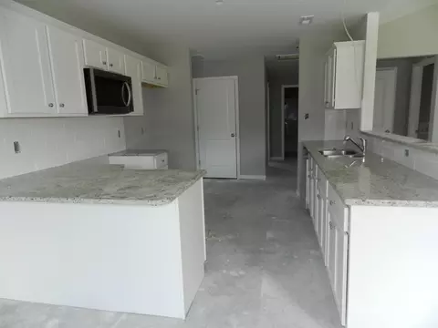 76 Kickoff Cir, Benson, NC 27504 photo 5