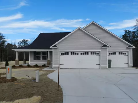 76 Kickoff Cir, Benson, NC 27504 photo 2