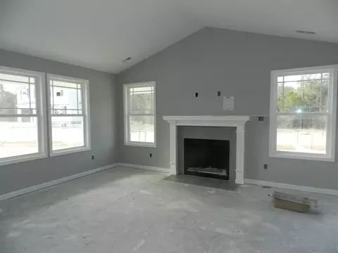 76 Kickoff Cir, Benson, NC 27504 photo 3