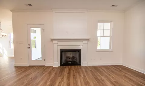 114 Hawks Croft Ct, Erwin, NC 28339 photo 5