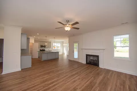 114 Hawks Croft Ct, Erwin, NC 28339 photo 6