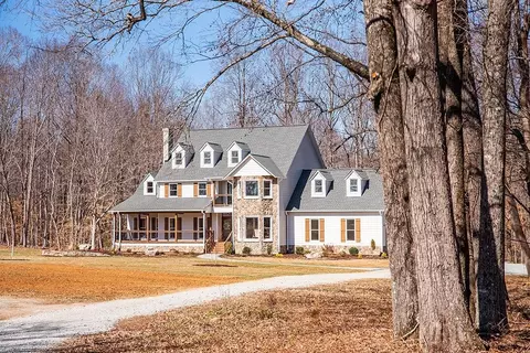 433 Noah Davis Rd, Roxboro, NC 27574 photo 1