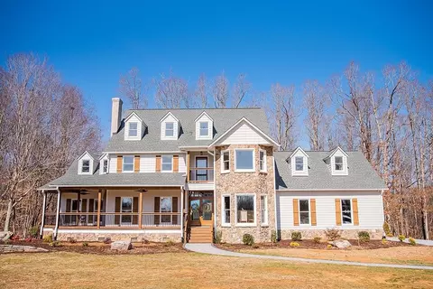 433 Noah Davis Rd, Roxboro, NC 27574 photo 2