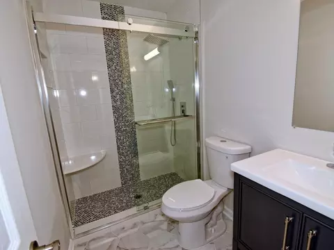 2602 Dearborn Dr, Durham, NC 27704 photo 11
