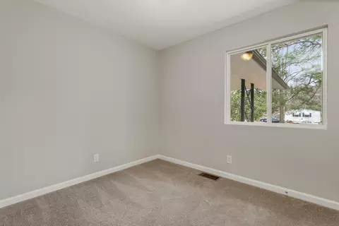2346 Taylor St, Durham, NC 27703 photo 11