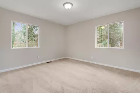 2346 Taylor St, Durham, NC 27703 photo 8