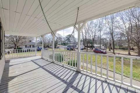2001 Brooks Rd, Durham, NC 27703 photo 2