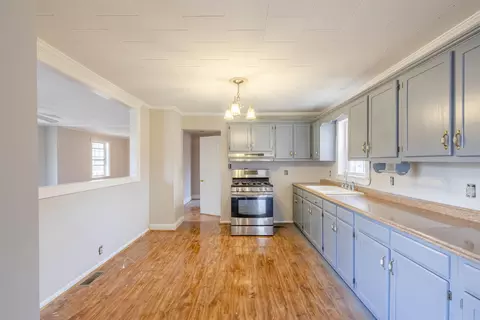2001 Brooks Rd, Durham, NC 27703 photo 5