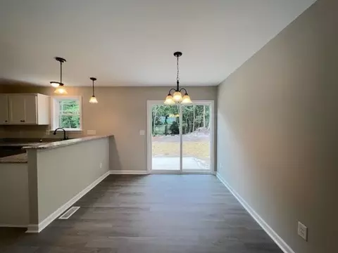 676 Bear Rd, Benson, NC 27504 photo 8