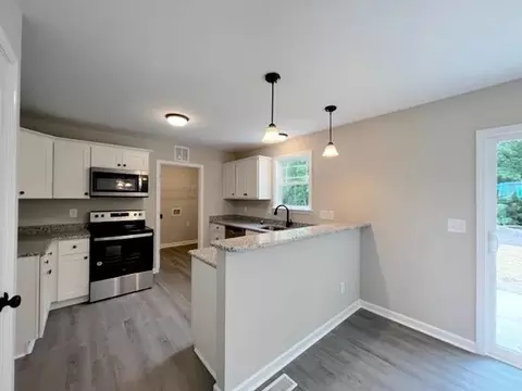 676 Bear Rd, Benson, NC 27504 photo 9